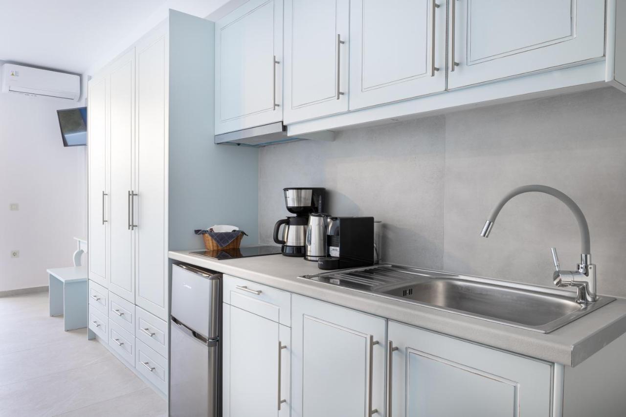 Molos Apartments Loutro Zewnętrze zdjęcie