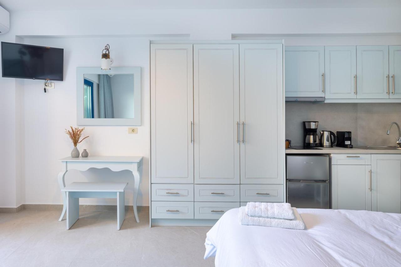 Molos Apartments Loutro Zewnętrze zdjęcie